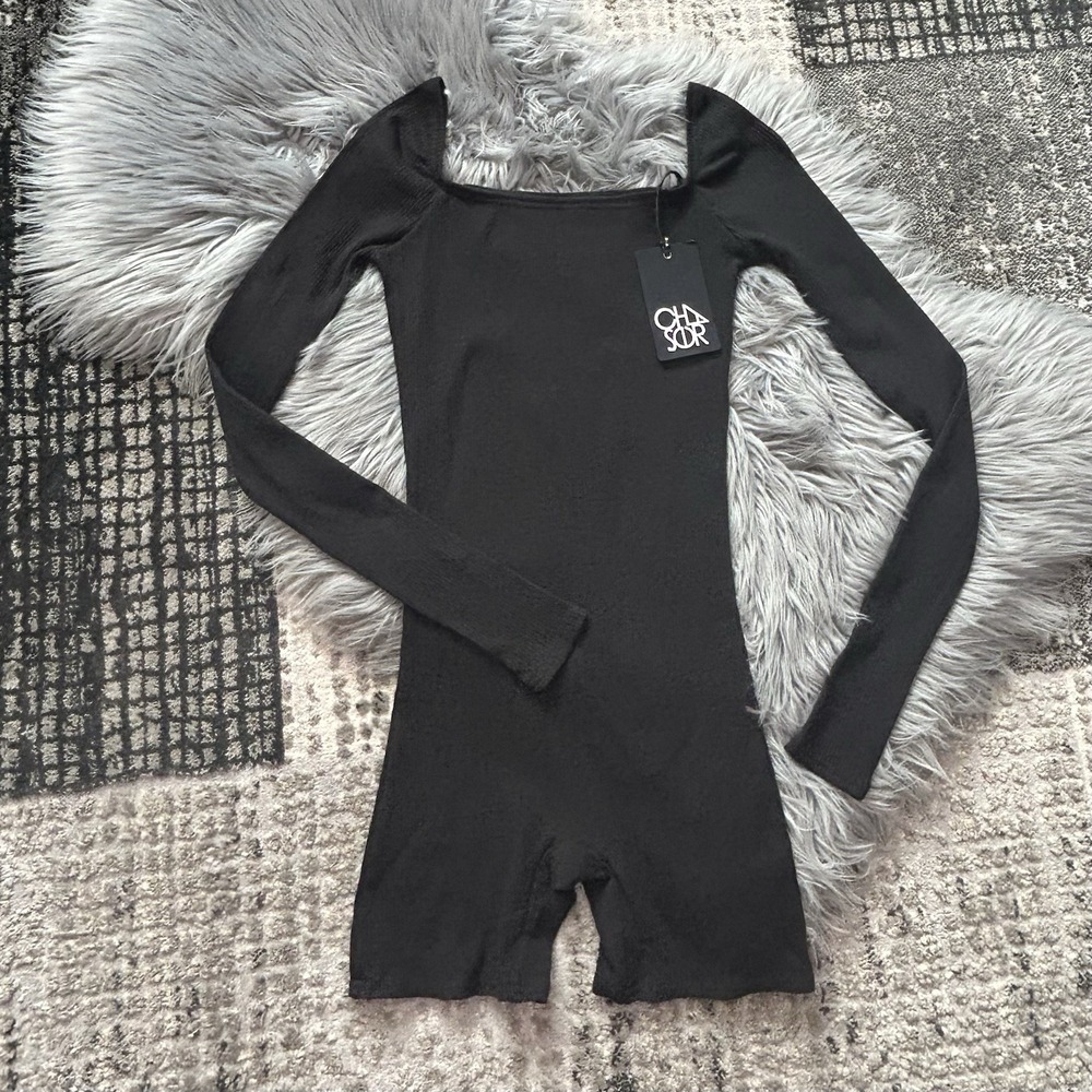 CHASER Women's Black Yoga Square Neck Long Sleeve‎ Ribbed Romper Size Small